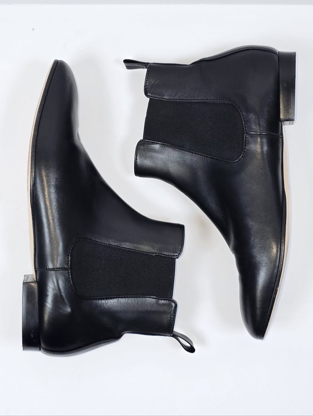 Varda Chelsea Leather Ankle Boots Flat Heel Pull On Style Women Sz.39 - Picture 7 of 12
